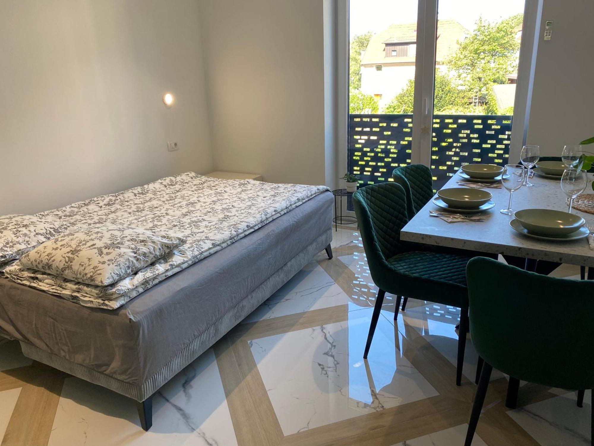 Apartma Elegant, Peacefull *